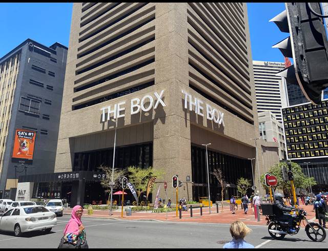 1,900M² OFFICE TO LET IN CAPE TOWN CITY CENTRE